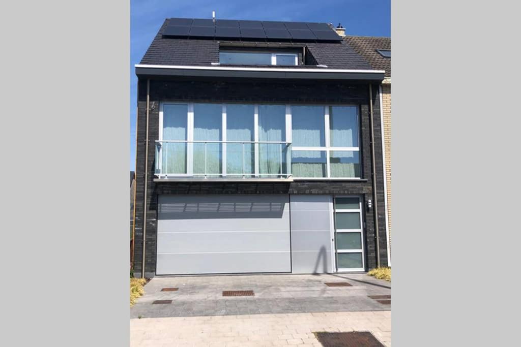 Nieuwbouw Appartement Op 450 Meter Van Het Strand. Bredene Extérieur photo