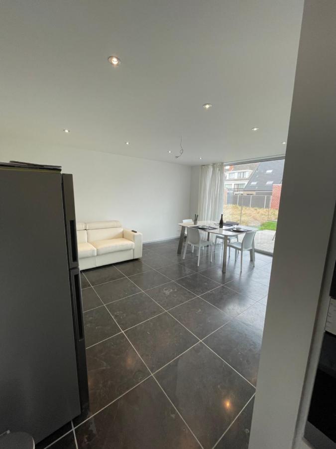 Nieuwbouw Appartement Op 450 Meter Van Het Strand. Bredene Extérieur photo