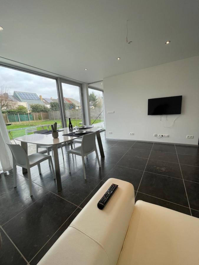 Nieuwbouw Appartement Op 450 Meter Van Het Strand. Bredene Extérieur photo